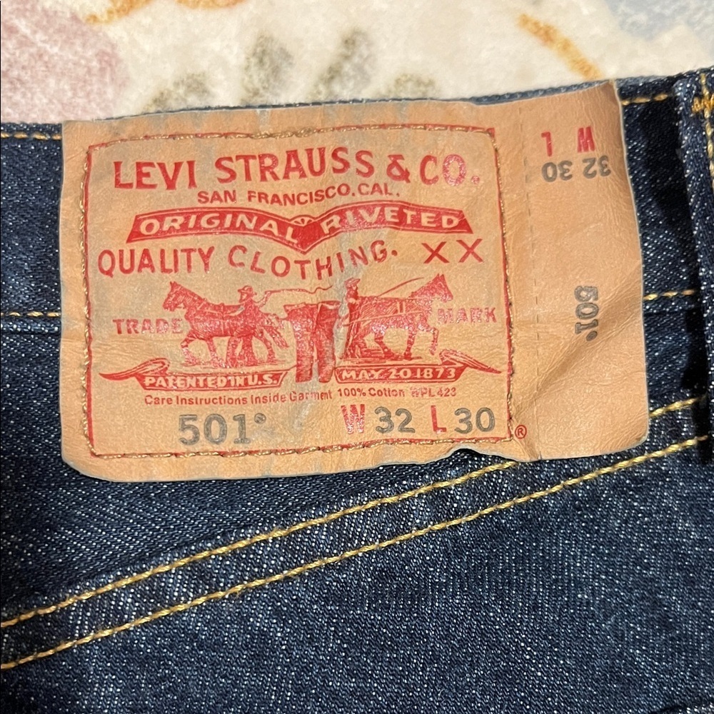 Levi's 501 original Dark Wash button fly - Picture 8 of 9
